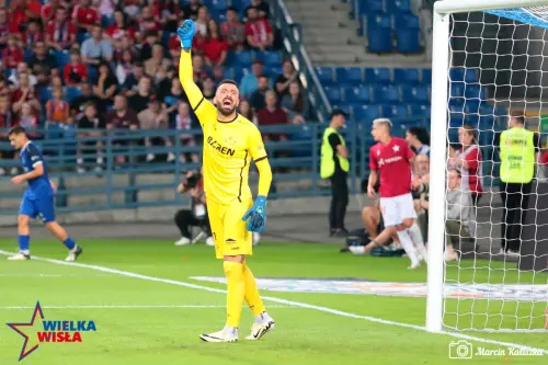 Wisla Krakow-Llapi-113