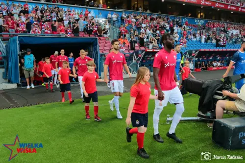 Wisla Krakow-Llapi-127