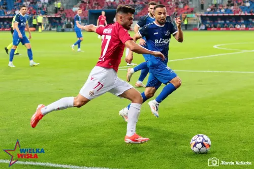 Wisla Krakow-Llapi-147