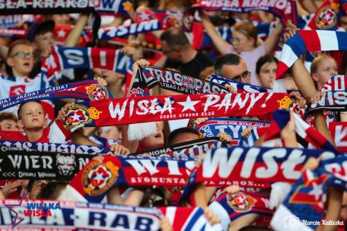 Wisla Krakow-Llapi-3