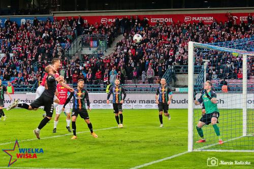 Wisla-Krakow-Chrobry-Glogow-0104202322